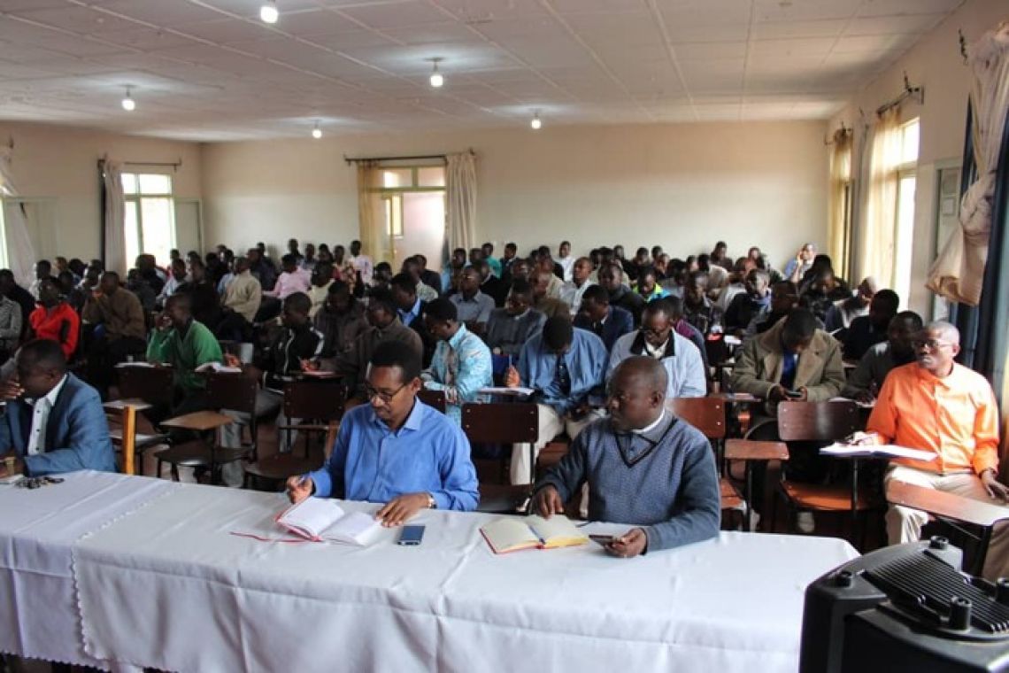 KIRYAMA : JOURNEE ACADEMIQUE  AU GRAND SEMINAIRE SAINT CHARLES LWANGA